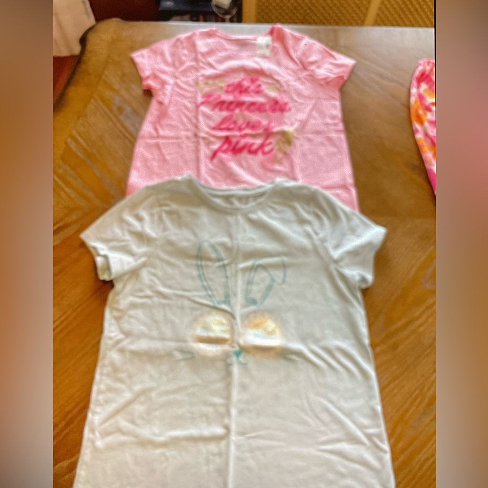 **SOLD ** Colorful Kids Clothing Bundle - Picture 8 of 16